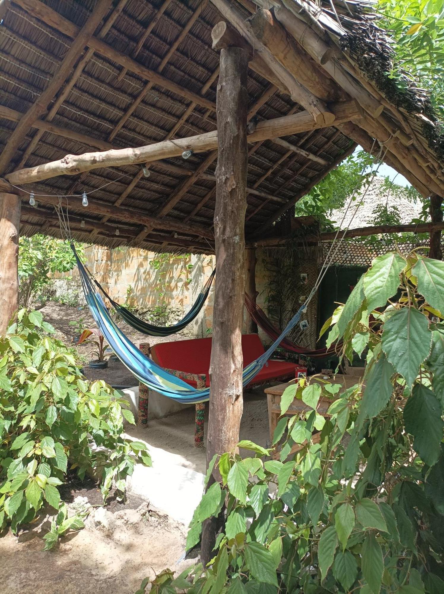 Bed and Breakfast Mamarasta Bwejuu Exterior foto