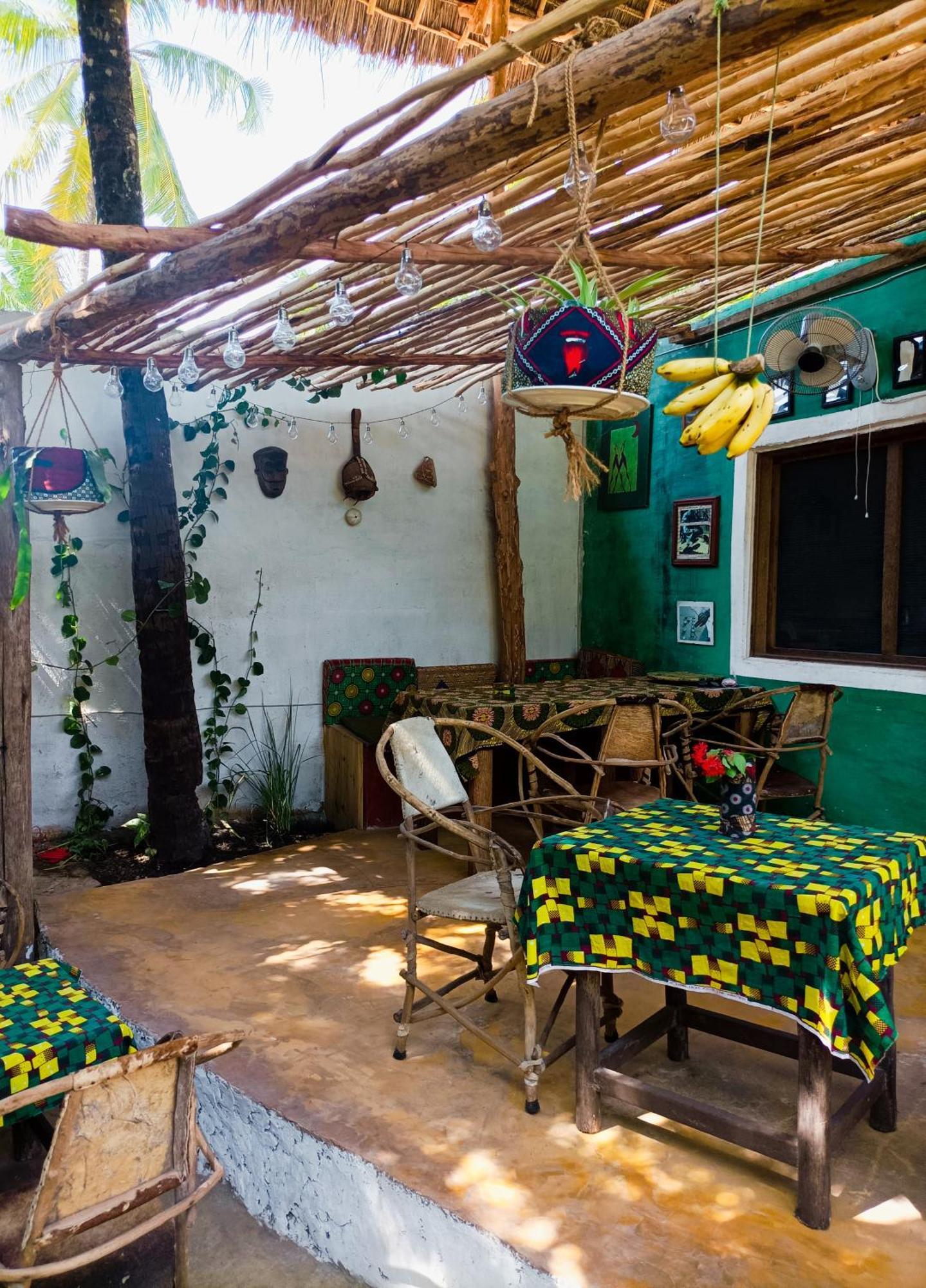 Bed and Breakfast Mamarasta Bwejuu Exterior foto