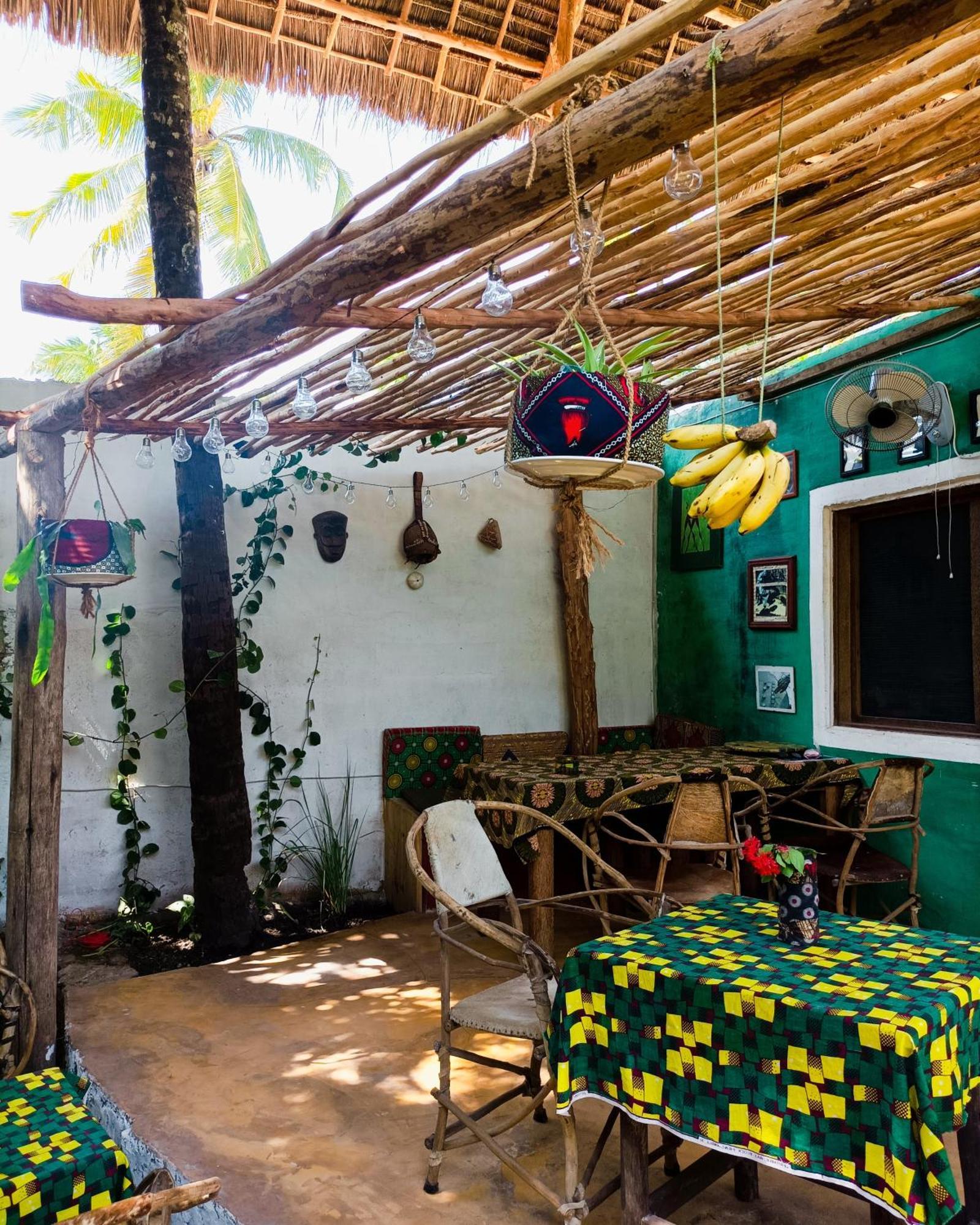 Bed and Breakfast Mamarasta Bwejuu Exterior foto